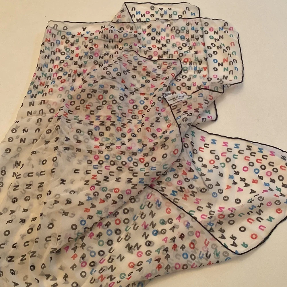 Vintage Emanuel Ungaro square silk scarf from Neiman Marcus - Picture 5 of 7